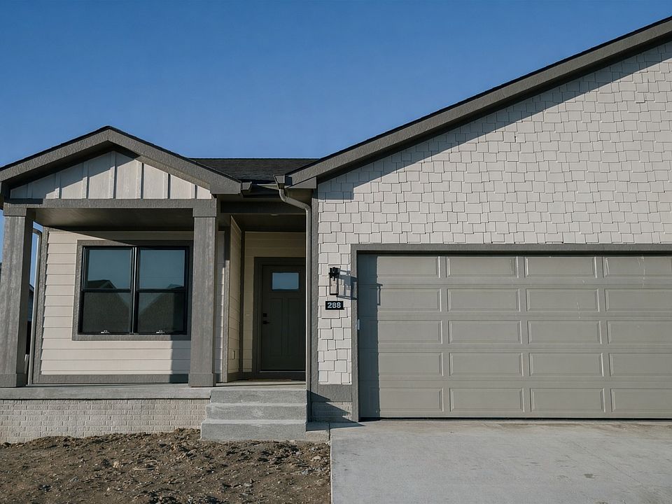 1st image of 250 S Zinnia Ct