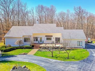 1240 McGrew Ln, White Lake, MI