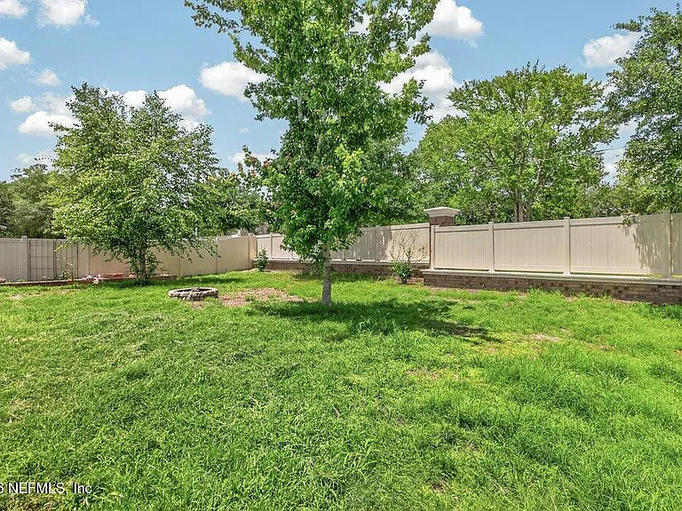 9099 Tahoe Ln — Photo 33