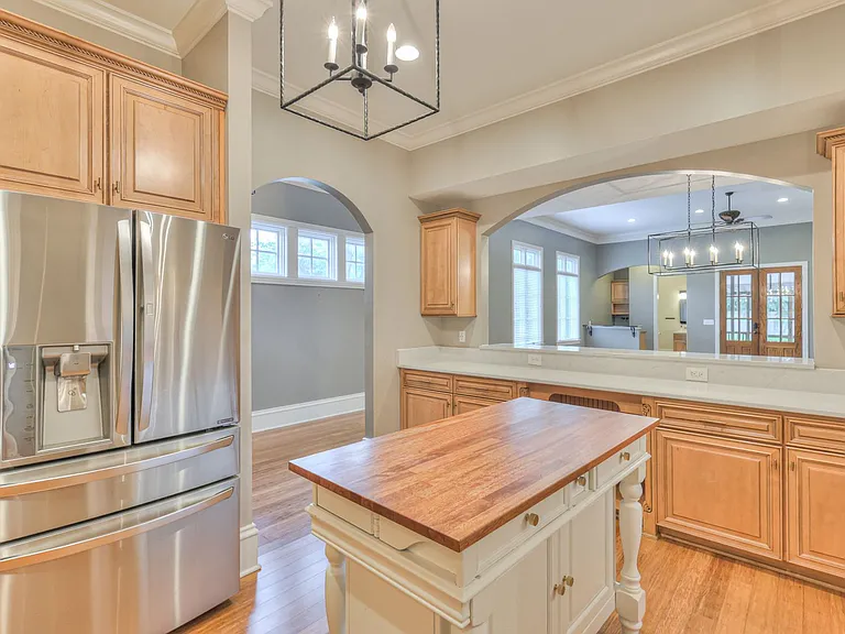 4100A Oriole Pl — Photo 10