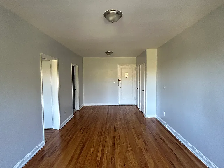 6245 Broadway #3C — Photo 2