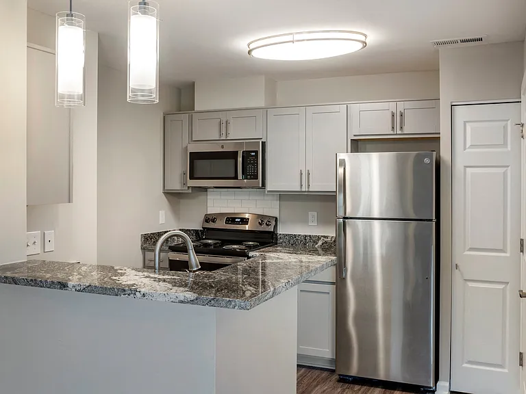 Saybrooke Apartments — Photo 17