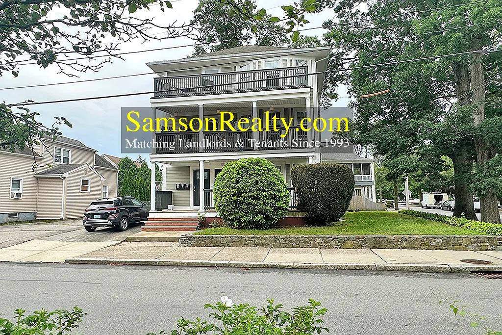 3 bed, 1362 sqft, $2,635 — Photo 1