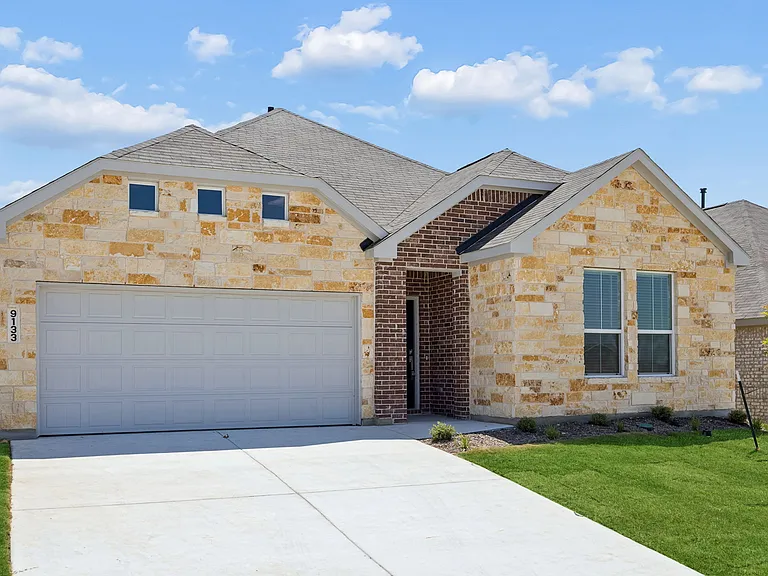 9133 Schram Rd — Photo 29