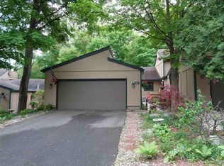 841 Trailridge E, Mishawaka, IN 46544