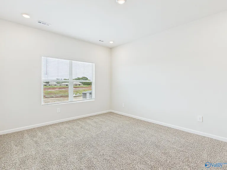 115 Betty Williams Dr — Photo 5