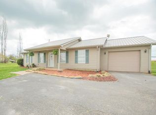 2720 Van Thompson Rd, Mt Sterling, KY 40353