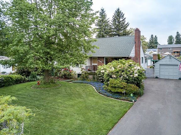 4th image of 13434 10th Ave S