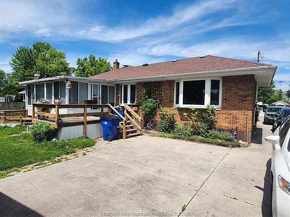 2nd image of 66 Devon Rd