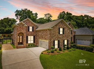 804 Country Club Ct, Mobile, AL 36609