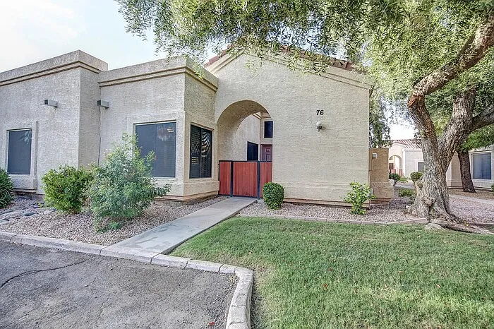 1111 W Summit Pl #76