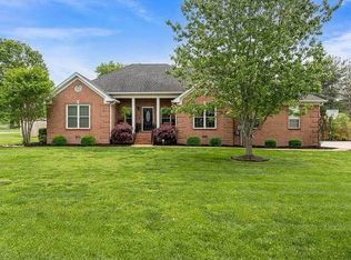 132 W Biggs Rd, Cottontown, TN 37048