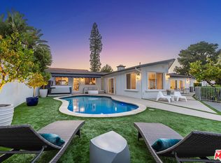 14652 Deervale Pl, Sherman Oaks, CA 91403