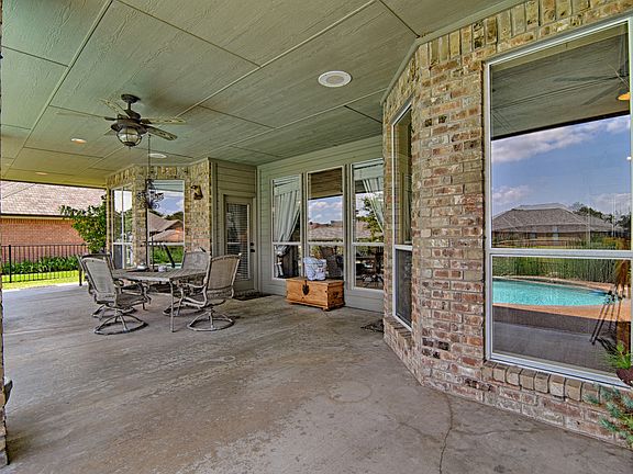 3rd image of 1107 Mallard Ct