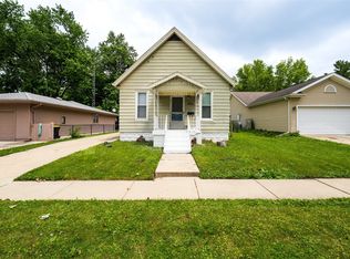 1006 S Adelaide St, Normal, IL 61761