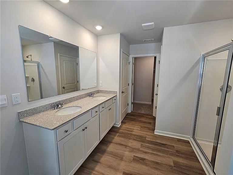 27 Berryville Dr — Photo 22