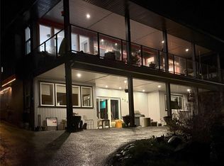 426 Davis Rd, Ladysmith, BC V9G1V3