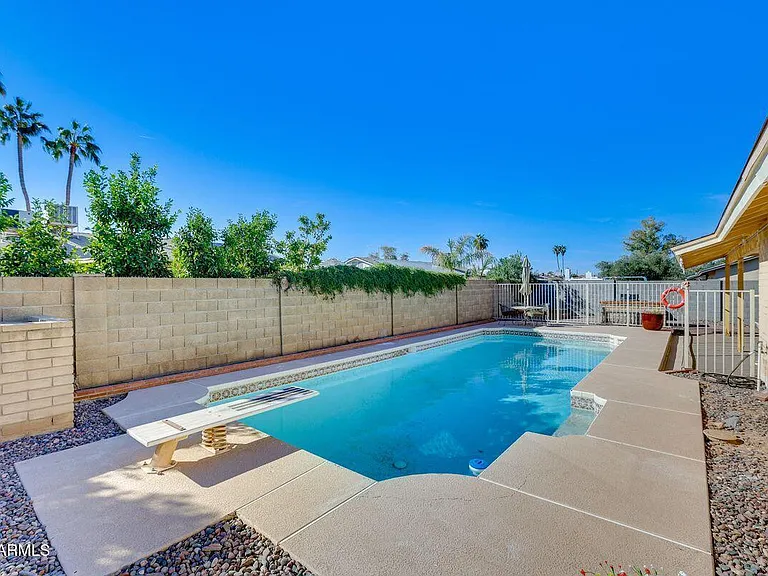 4933 W Larkspur Dr — Photo 27