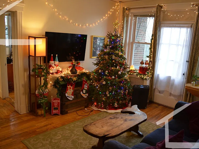 35 Quint Ave #47 — Photo 1