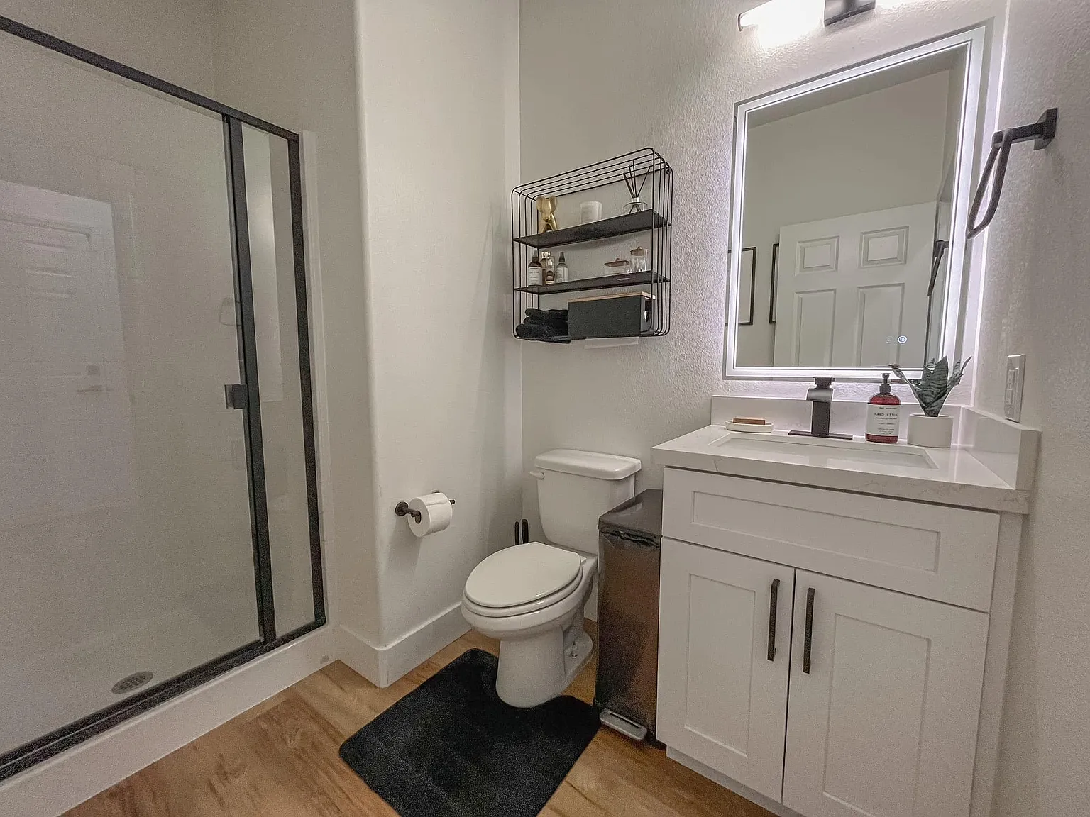 5620 Akula Bay Street - 1 — Photo 4