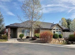 6028 N Hazelbrook Ln, Garden City, ID 83714
