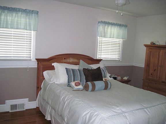 4th image of 1112 Green St