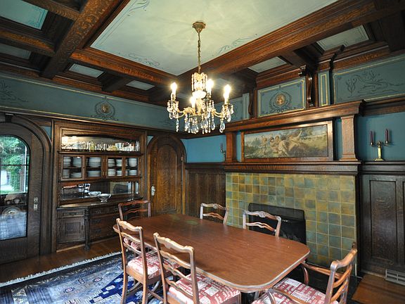 5th image of 300 N Kenilworth Ave