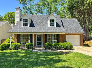 112 Twin Falls Dr, Simpsonville, SC 29680