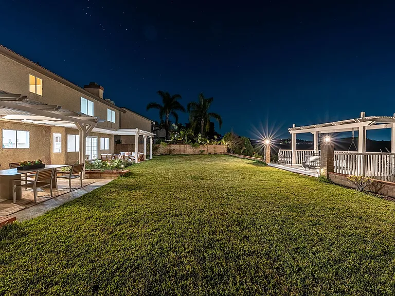 753 View Ln — Photo 40
