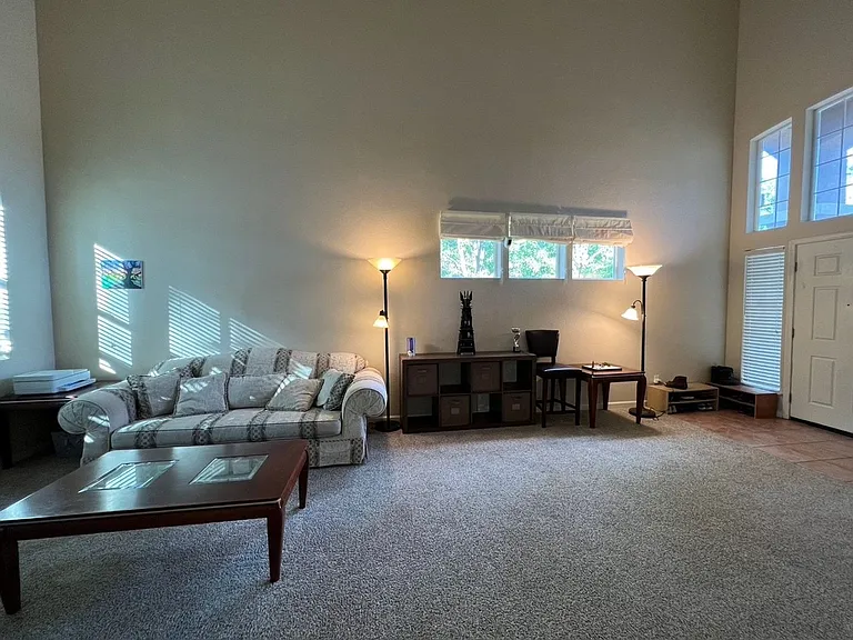 5200 Bay St — Photo 6