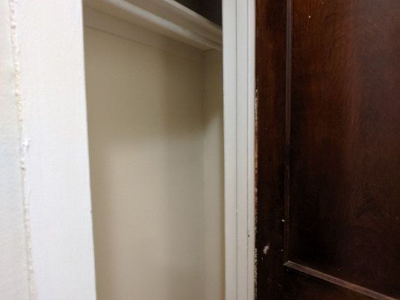 2nd image of 719 W Barry Ave #725A3