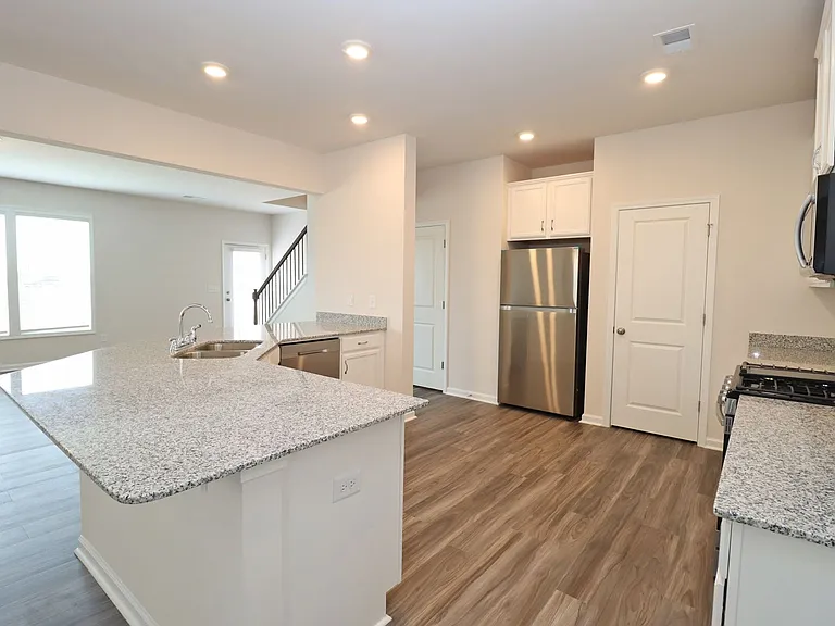 925 N Sage Drop Rd — Photo 6