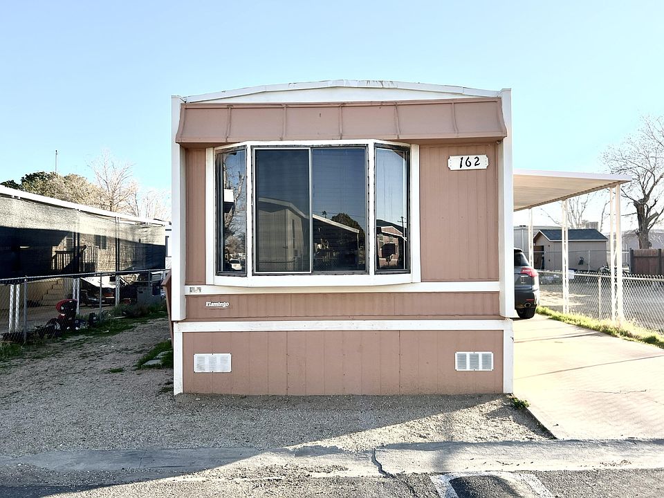 1st image of 3300 15th St W Space 162