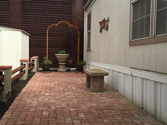 4th image of 21217 Washington Ave Spc 17