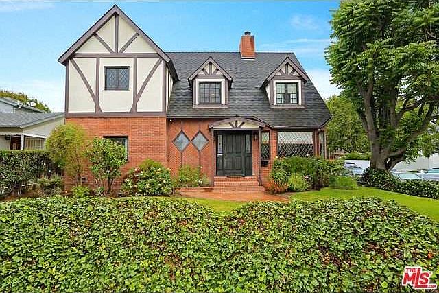 1st image of 12403 La Maida St