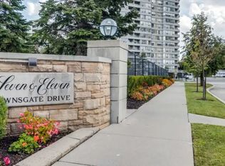 7 Townsgate Dr #212, Vaughan, ON