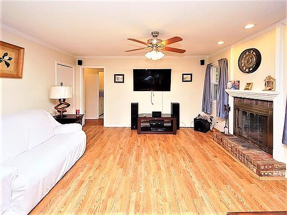 5th image of 2796 Dantzler Dr