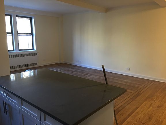 4th image of 4325 43rd St APT 0006C