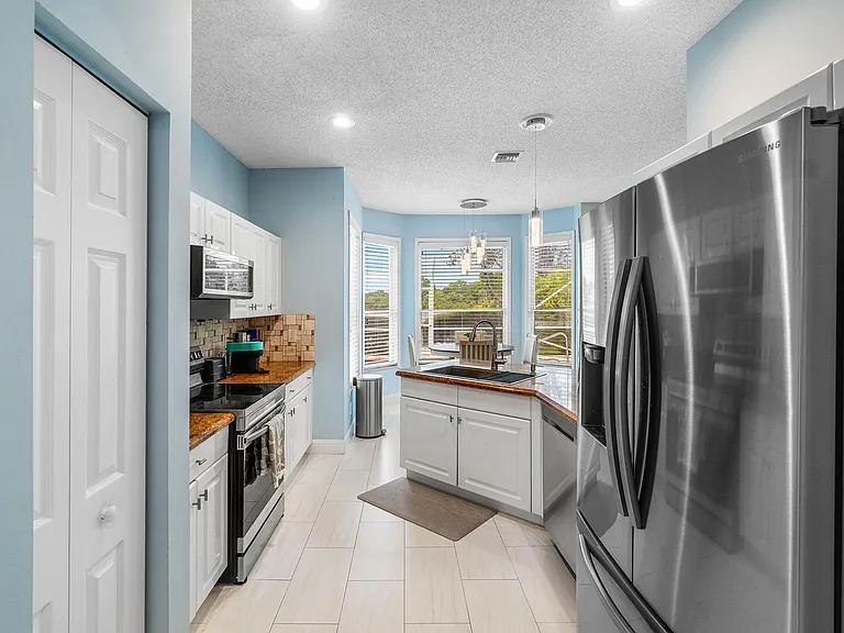 4180 Manor Forest Trl — Photo 11
