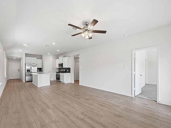 2nd image of 1315 Hopes Lake Dr