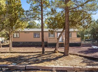 2977 Hunters Rd, Overgaard, AZ 85933