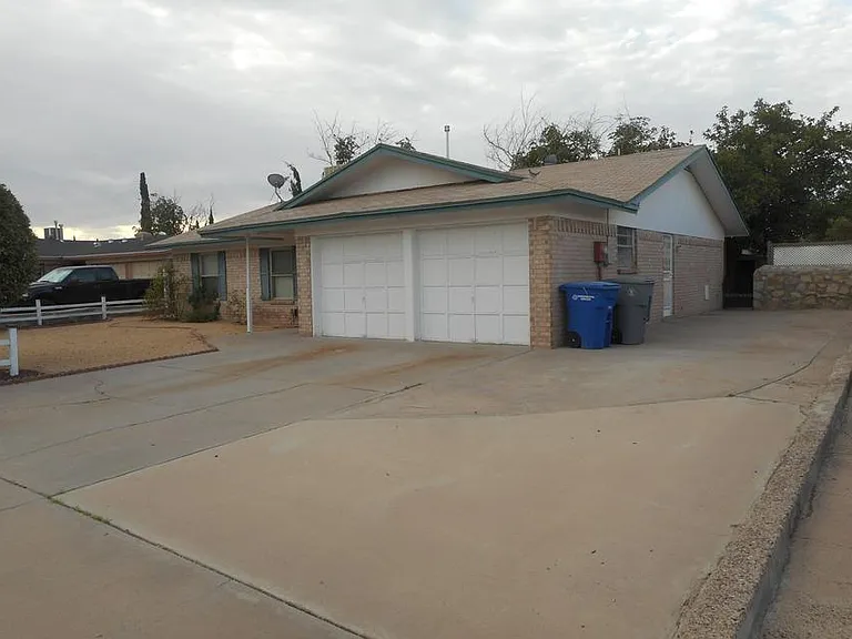 11316 Jack Cupit Ln — Photo 22
