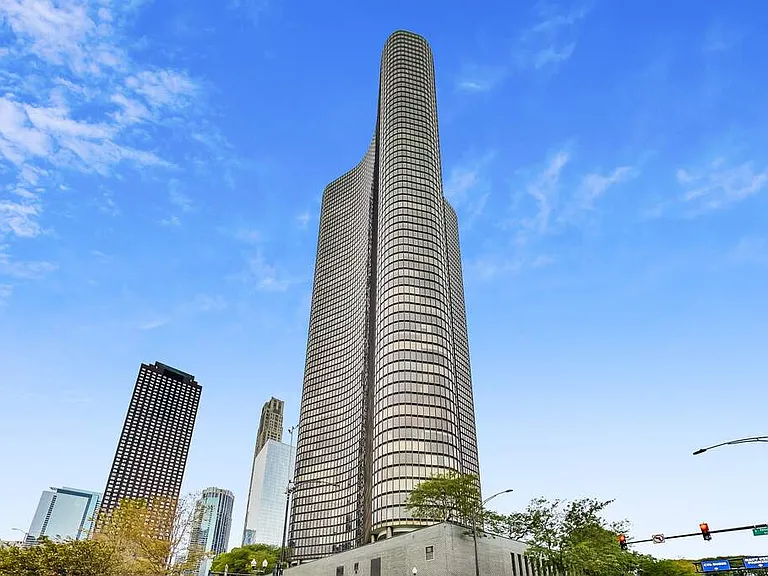 505 N Lake Shore Dr #2002 — Photo 1