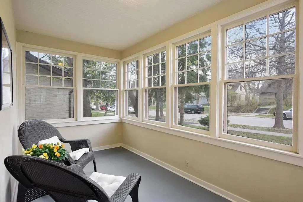 4 bed, 1492 sqft, $3,050 — Photo 2