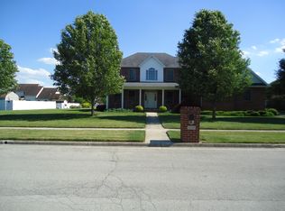 1690 Courtney Dr, Washington Court House, OH 43160