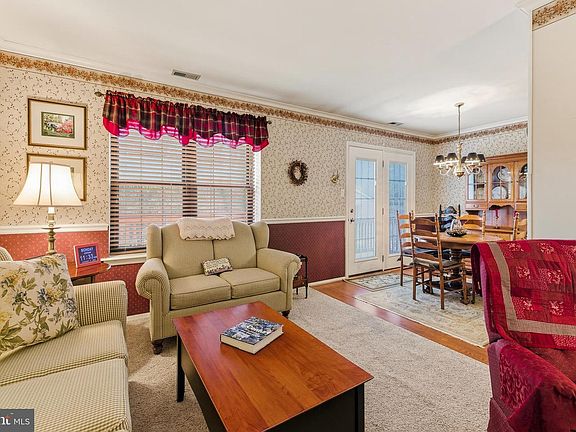 5th image of 104 Woodvale Ln