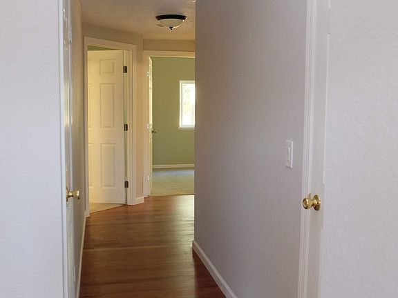 4th image of 15793 33rd Ave