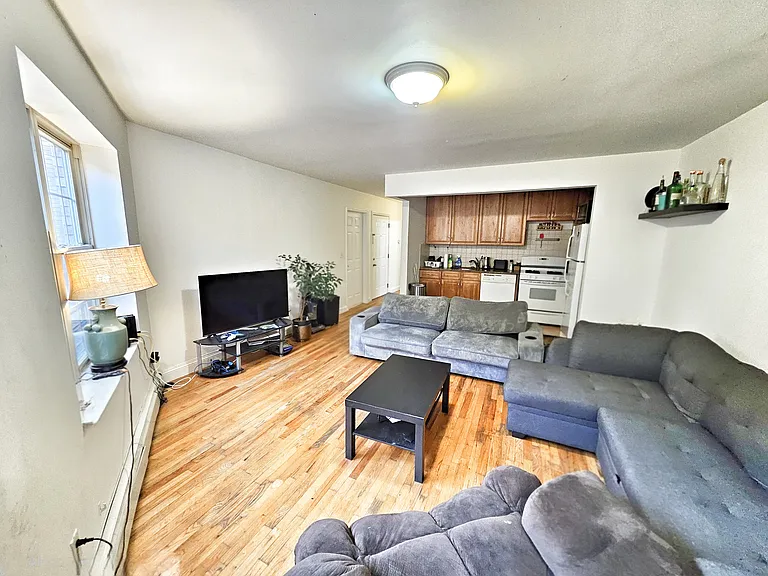 45-11 25th Ave #2F — Photo 2