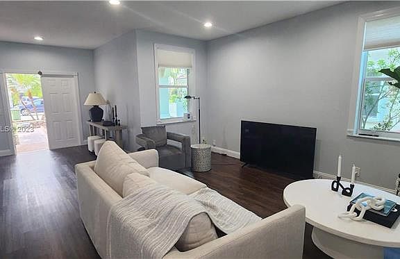 4th image of 833 Vista Meadows Dr #833