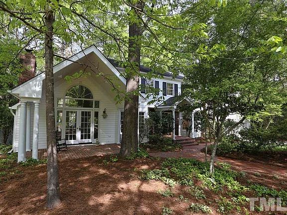 3rd image of 2516 Millwood Ct